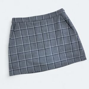 Forever 21 Gray Plaid Women's Skirt Size Small Built In Shorts Skort Mini
